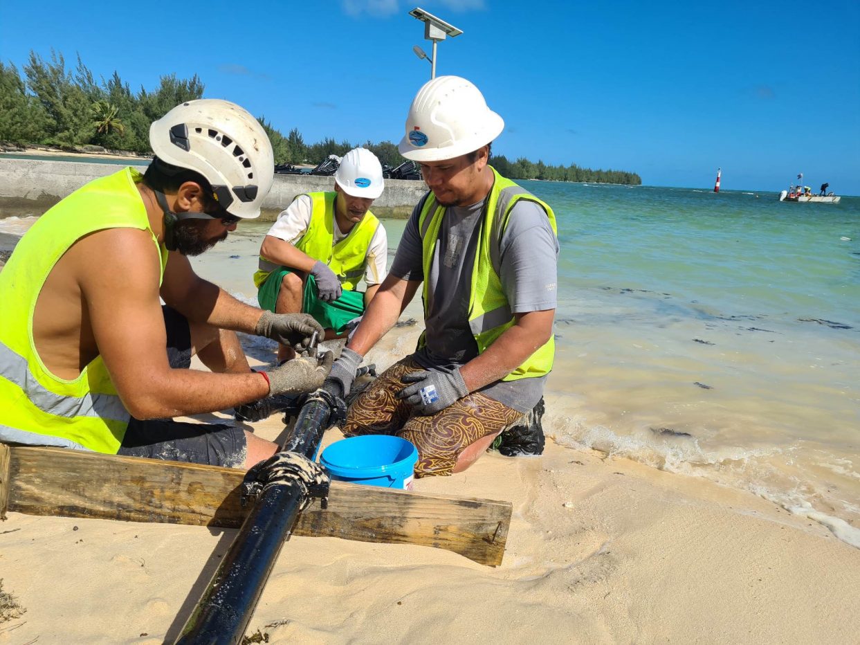 La pose du câble sous-marin Natitua Sud : Un pas en avant pour la connectivité de Tubuai﻿